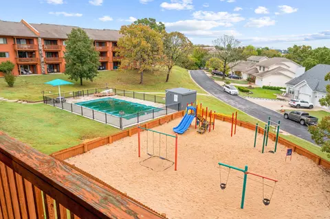 Exterior - 193 Avondale Dr #10, Branson, MO 65616 photo 7 of 13