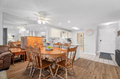 Dining - 193 Avondale Dr #10, Branson, MO 65616 photo 1 of 4