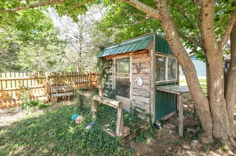 Exterior - 26429 Kings River Rd, Shell Knob, MO 65747 photo 8 of 13