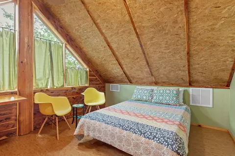 Bedroom - 26429 Kings River Rd, Shell Knob, MO 65747 photo 5 of 6