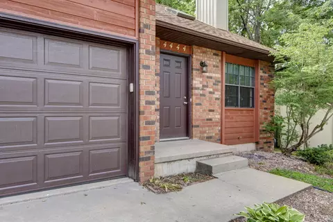 4444 S Robberson Ave, Springfield, MO 65810 photo 2