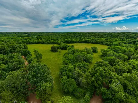 0000 Persimmon Rd, Grovespring, MO 65662