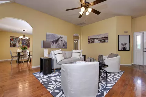 Living - 5306 N 12th Ave, Ozark, MO 65721 photo 4 of 4