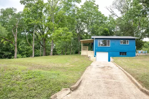 Exterior - 123 Lakeview Dr, Forsyth, MO 65653 photo 4 of 9