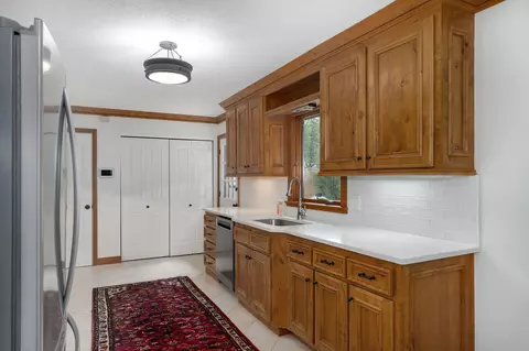 Kitchen - 3615 S Parkhill Ave, Springfield, MO 65807 photo 1 of 5