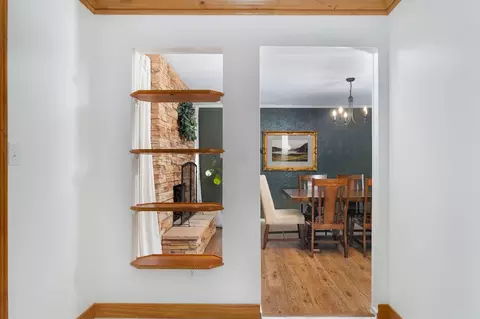 Entry Way - 3615 S Parkhill Ave, Springfield, MO 65807 photo 4 of 4
