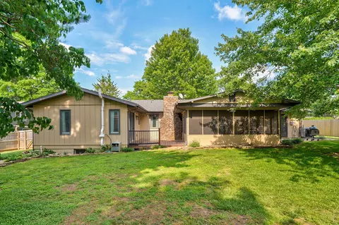 Exterior - 3615 S Parkhill Ave, Springfield, MO 65807 photo 10 of 12