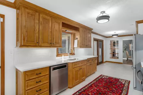 Kitchen - 3615 S Parkhill Ave, Springfield, MO 65807 photo 3 of 5