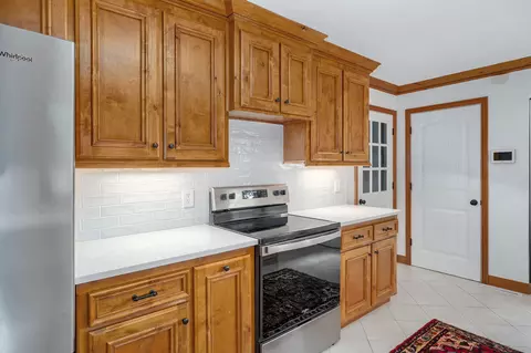 Kitchen - 3615 S Parkhill Ave, Springfield, MO 65807 photo 2 of 5