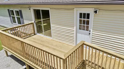 Exterior - 2425 Farm Road 2130, Exeter, MO 65647 photo 3 of 5