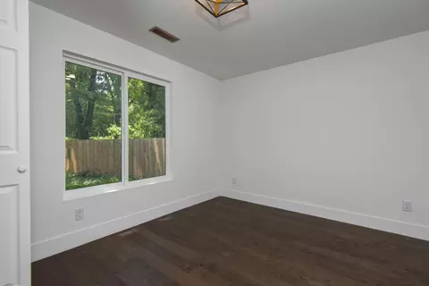 Bedroom - 654 S Laurel Ave, Springfield, MO 65802 photo 3 of 3
