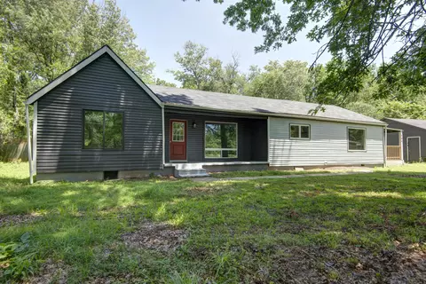 Exterior - 654 S Laurel Ave, Springfield, MO 65802 photo 5 of 6