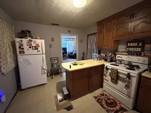 Kitchen - 11833 State Highway 95, Thornfield, MO 65762 photo 4 of 4