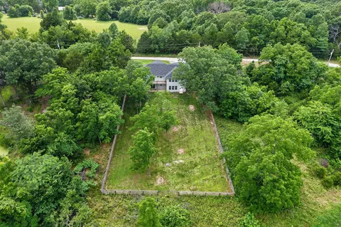Exterior - 142 Danalia Dr, Marshfield, MO 65706 photo 8 of 9