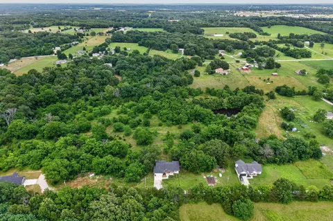 View/Area - 142 Danalia Dr, Marshfield, MO 65706 photo 3 of 5