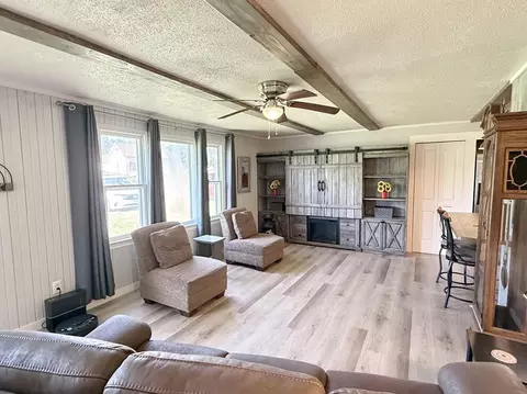 322 W Lafayette St, El Dorado Springs, MO 64744