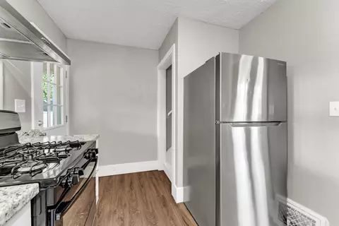 Kitchen - 926 S Weaver Ave, Springfield, MO 65806 photo 3 of 3