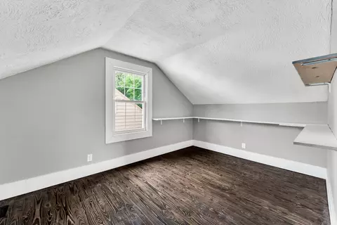 Bedroom - 926 S Weaver Ave, Springfield, MO 65806 photo 1 of 4