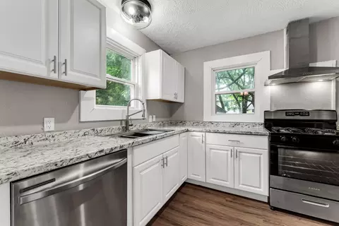 Kitchen - 926 S Weaver Ave, Springfield, MO 65806 photo 1 of 3
