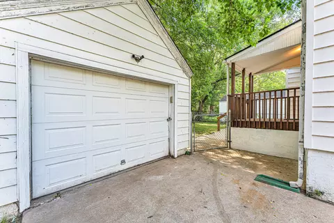 Exterior - 926 S Weaver Ave, Springfield, MO 65806 photo 9 of 9