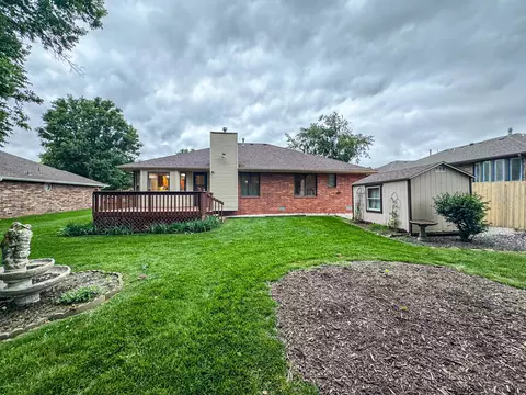 Exterior - 4720 S Ash Ave, Springfield, MO 65804 photo 7 of 12
