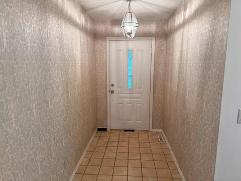 Entry Way - 4720 S Ash Ave, Springfield, MO 65804 photo 1 of 2