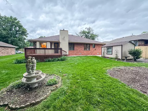Exterior - 4720 S Ash Ave, Springfield, MO 65804 photo 8 of 12