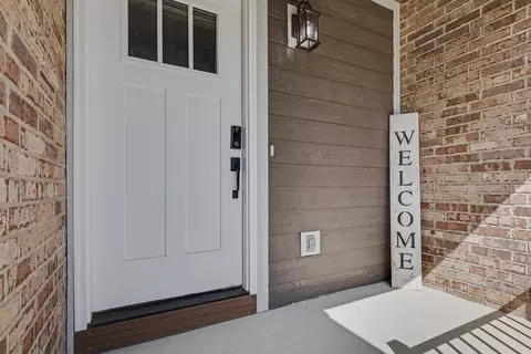 Exterior - 4223 Tuscany Cir, Ozark, MO 65721 photo 3 of 8