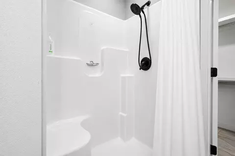 Bath - 4223 Tuscany Cir, Ozark, MO 65721 photo 5 of 8