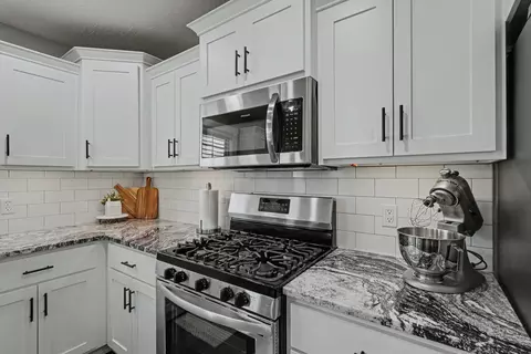 Kitchen - 4223 Tuscany Cir, Ozark, MO 65721 photo 2 of 4