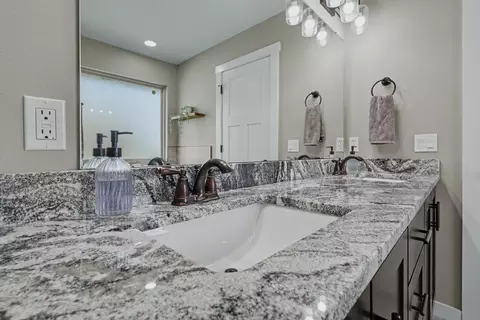 Bath - 4223 Tuscany Cir, Ozark, MO 65721 photo 2 of 8