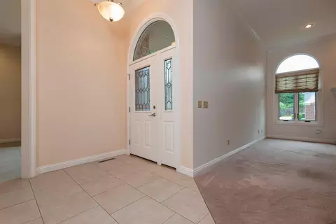 Entry Way - 3135 E Topping Cir, Springfield, MO 65804 photo 2 of 3
