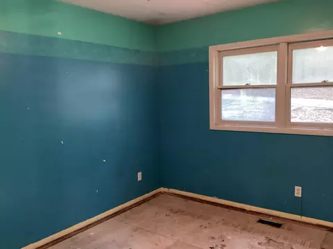 Bedroom - 98 Fine Dr, Galena, MO 65656 photo 1 of 3