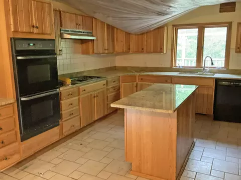 Kitchen - 98 Fine Dr, Galena, MO 65656 photo 1 of 2