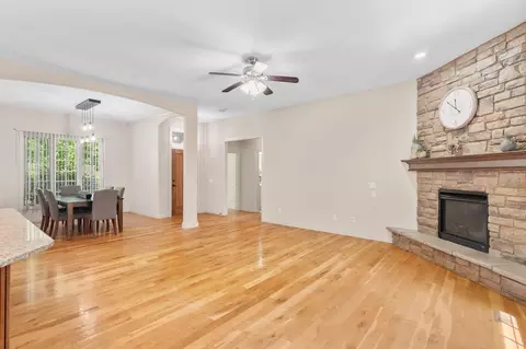 5174 S Clifton Ave, Springfield, MO 65810 photo 7