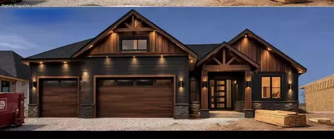 1811 E Skyline Ave, Ozark, MO 65721