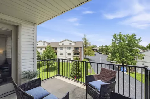 Exterior - 123 Bunker Ridge Dr #12, Branson, MO 65616 photo 1 of 11
