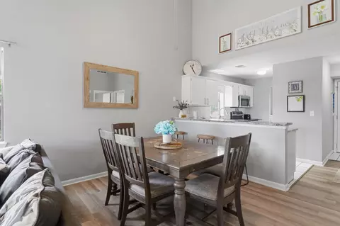 Dining - 123 Bunker Ridge Dr #12, Branson, MO 65616 photo 1 of 4