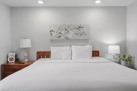 Bedroom - 123 Bunker Ridge Dr #12, Branson, MO 65616 photo 6 of 9