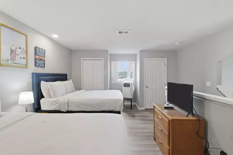 Bedroom - 123 Bunker Ridge Dr #12, Branson, MO 65616 photo 9 of 9