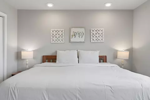 Bedroom - 123 Bunker Ridge Dr #12, Branson, MO 65616 photo 2 of 9