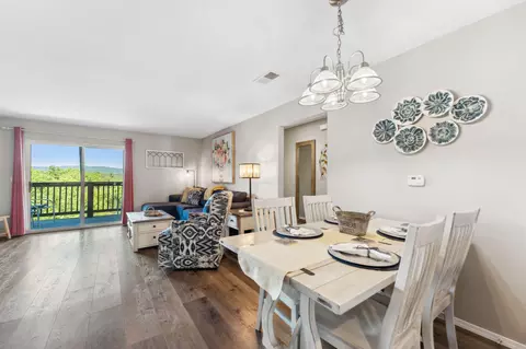 2954 Vineyards Pkwy #22-4, Branson, MO 65616