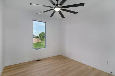 Bedroom - 1825 E Skyline Ave, Ozark, MO 65721 photo 4 of 4