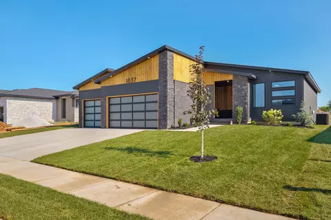 1837 E Skyline Ave, Ozark, MO 65721 photo 3