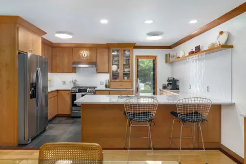 Kitchen - 2709 S Glendale Ave, Springfield, MO 65804 photo 6 of 6