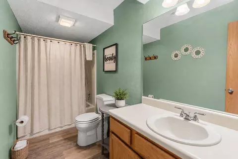 Bath - 26 Sinatra Ct #4, Branson West, MO 65737 photo 1 of 3