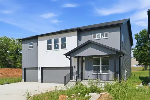 5328 S Dayton Ave, Springfield, MO 65810