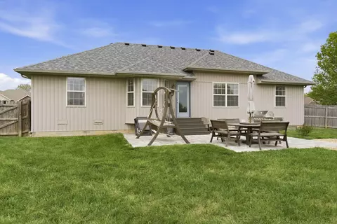 1912 E Warwick Dr, Ozark, MO 65721 photo 30