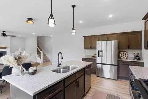 Kitchen - 5341 S Dayton Ave, Springfield, MO 65810 photo 3 of 4