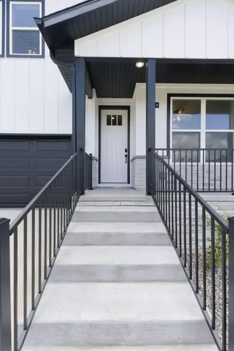 Exterior - 5341 S Dayton Ave, Springfield, MO 65810 photo 5 of 13